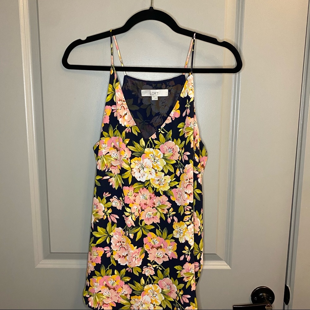 ๐๐๐SOLD ๐๐๐ Floral Spaghetti strap blouse - Picture 1 of 6